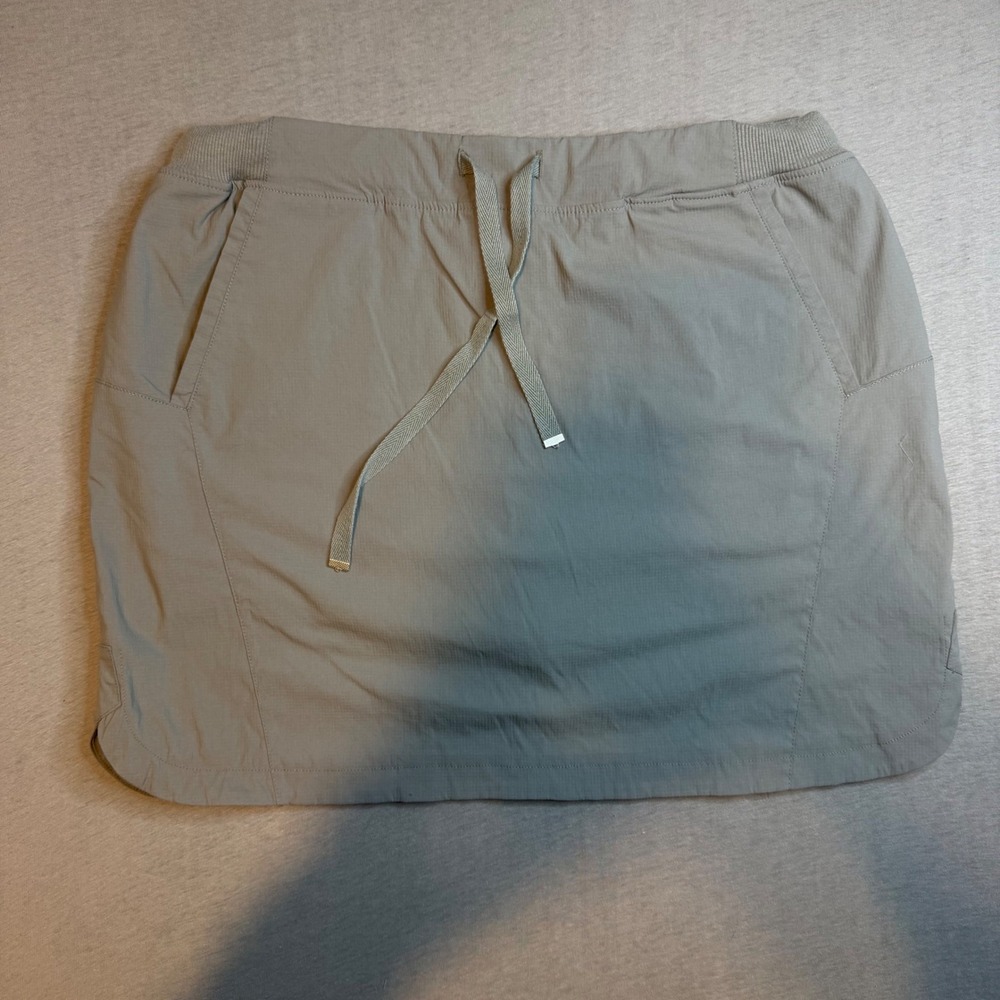 Halcyon Womens Hiking Skort Gray Nylon Spandex Active Golf Skirt Size Medium